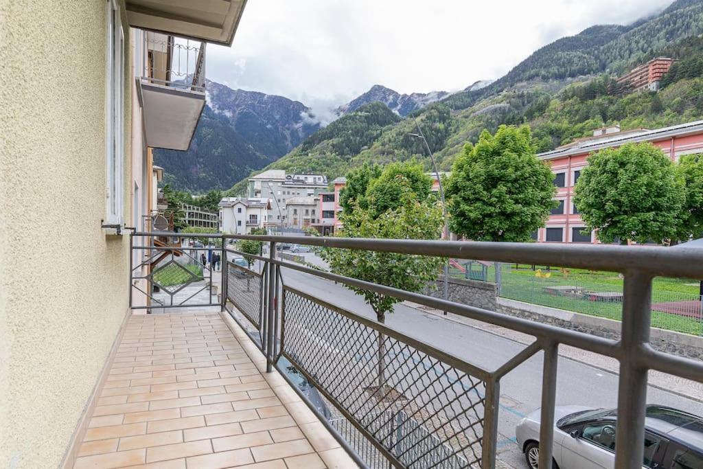 15 Minuti Bormio & Tirano Cozy Apartment Sondalo